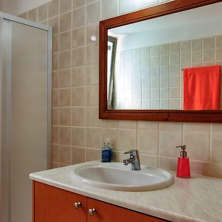 Berryrose Villa Perivolia