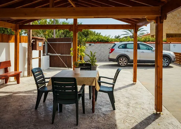 Berryrose * Perivolia